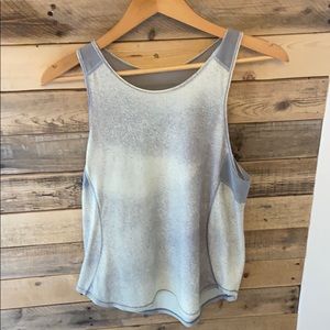 Lululemon tank top.